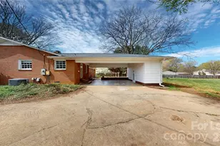 6821 View Way Dr, Charlotte, NC 28215 - Photo 34