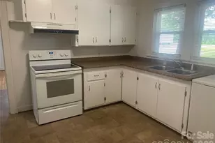 2040 Kannapolis Hwy, Kannapolis, NC 28031 - Photo 12