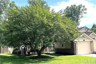 108 Glenbrook Dr, Hendersonville, NC 28739 - Photo 6