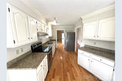 108 Glenbrook Drive, Hendersonville, NC 28739 - Photo 8