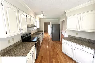 108 Glenbrook Dr, Hendersonville, NC 28739 - Photo 8