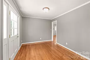 1612 Redcoat Dr, Charlotte, NC 28211 - Photo 10