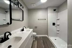 505 E Robinson St, Gaffney, SC 29340 - Photo 18