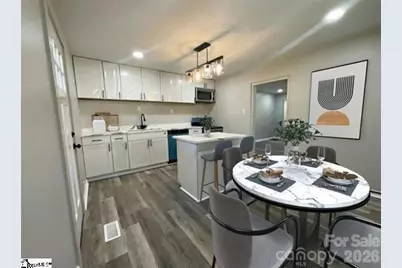 505 E Robinson Street, Gaffney, SC 29340 - Photo 8