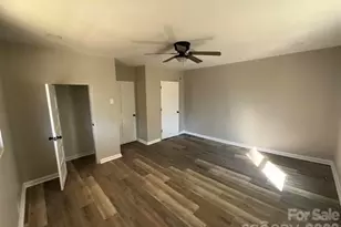 505 E Robinson St, Gaffney, SC 29340 - Photo 16