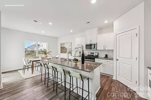 2122 10th St SE, Hickory, NC 28602 - Photo 8