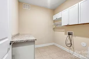 6313 Good News Dr, Charlotte, NC 28215 - Photo 32