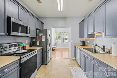 4104 Kenton Glenn Court NW, Concord, NC 28027 - Photo 8