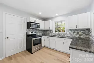 403 Brookgreen Dr, Monroe, NC 28112 - Photo 12