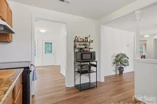6223 Macon St, Charlotte, NC 28208 - Photo 16