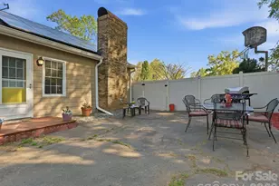 6223 Macon St, Charlotte, NC 28208 - Photo 26