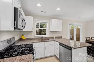 1009 Baldwin Commons Dr, Arden, NC 28704 - Photo 6