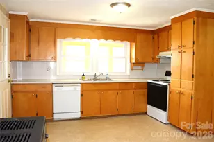 4543 Horseshoe Bend Rd, Hudson, NC 28638 - Photo 12