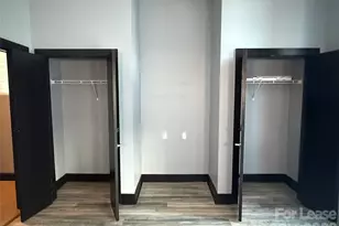 333 W Trade St, Charlotte, NC 28202 - Photo 8