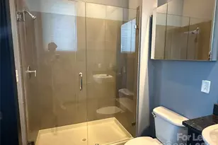 333 W Trade St, Charlotte, NC 28202 - Photo 10