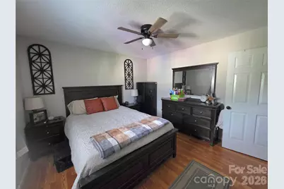 220 E Alabama Avenue, Bessemer City, NC 28016 - Photo 22