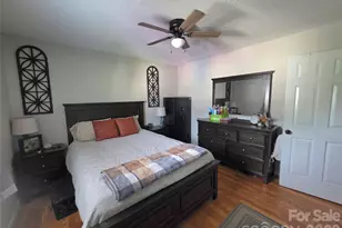 220 E Alabama Ave, Bessemer City, NC 28016 - Photo 22