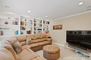 4708 Heatherton Pl, Charlotte, NC 28270 - Photo 32