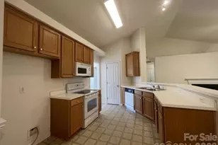 6213 Nevin Rd, Charlotte, NC 28262 - Photo 6