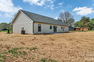 1297 Hartsoe Rd, Lincolnton, NC 28093 - Photo 22