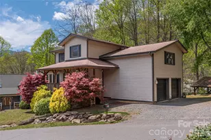 129 Valley Creek Dr, Maggie Valley, NC 28751 - Photo 2