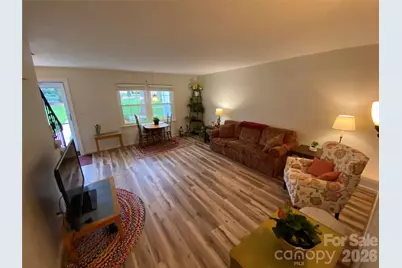 101 Boyd Drive #2C, Flat Rock, NC 28731 - Photo 6