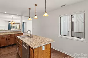 141 Deerlake Dr, Asheville, NC 28803 - Photo 10