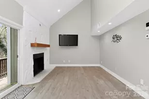 27070 Catamaran Dr, Fort Mill, SC 29708 - Photo 8