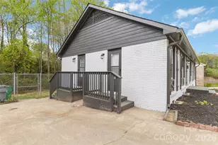 6726 Barrington Dr, Charlotte, NC 28215 - Photo 18