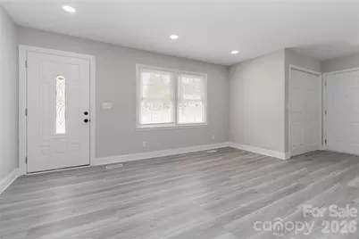 6726 Barrington Drive, Charlotte, NC 28215 - Photo 4