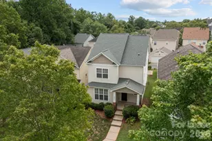 18714 Coverdale Ct, Cornelius, NC 28031 - Photo 2