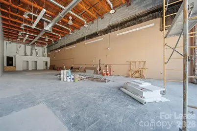 1001 W Avenue NW, Lenoir, NC 28645 - Photo 30