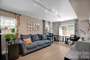 6616 Highbrook Dr, Charlotte, NC 28212 - Photo 4