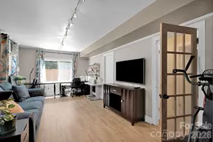 6616 Highbrook Dr, Charlotte, NC 28212 - Photo 6