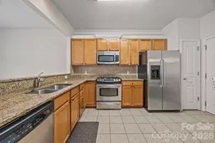 16706 Whitekirk Place, Charlotte, NC 28277 - Photo 4