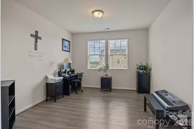 7902 Meridale Forest Drive, Charlotte, NC 28269 - Photo 12