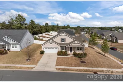 7902 Meridale Forest Drive, Charlotte, NC 28269 - Photo 4