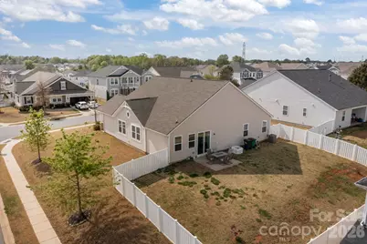 7902 Meridale Forest Drive, Charlotte, NC 28269 - Photo 36
