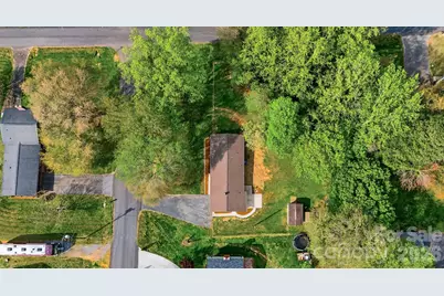 3244 25th Street Court NE, Hickory, NC 28601 - Photo 44