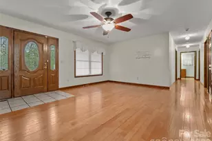 476 Jackson Loop Rd, Flat Rock, NC 28731 - Photo 2