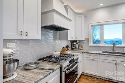 98 Rock Cliff Way, Hendersonville, NC 28791 - Photo 10