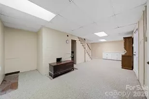 1064 6th Ave NW, Hickory, NC 28601 - Photo 36