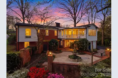 1064 6th Avenue NW, Hickory, NC 28601 - Photo 2