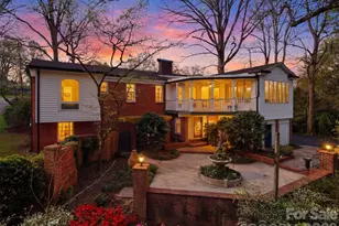 1064 6th Ave NW, Hickory, NC 28601 - Photo 2