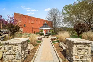 132 Ridgeview Ln, Mars Hill, NC 28754 - Photo 28