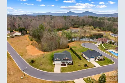 1123 King George Court, Lenoir, NC 28645 - Photo 8