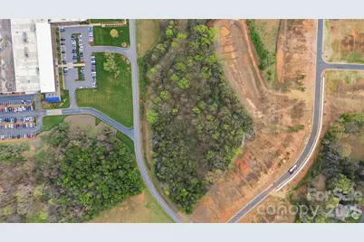 1821 Gkn Way, Newton, NC 28658 - Photo 12