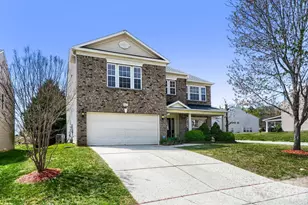 417 Zander Woods Ct, Mount Holly, NC 28120 - Photo 2