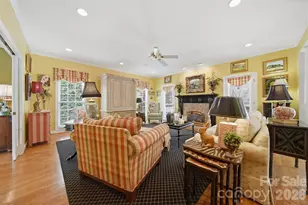 3704 8th St Pl NW, Hickory, NC 28601 - Photo 6