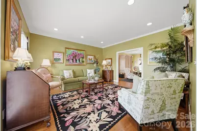 3704 8th Street Place NW, Hickory, NC 28601 - Photo 4